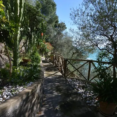 Torre Di Cesare Affittacamere