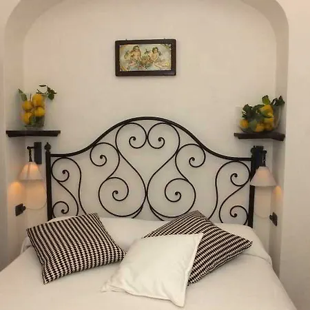 Vendégház Torre Di Cesare 4*