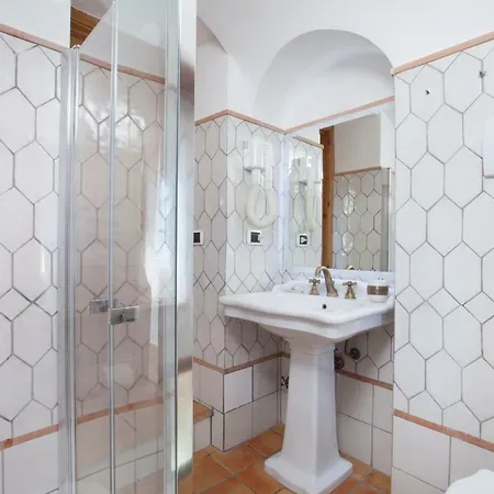 Torre Di Cesare 4*